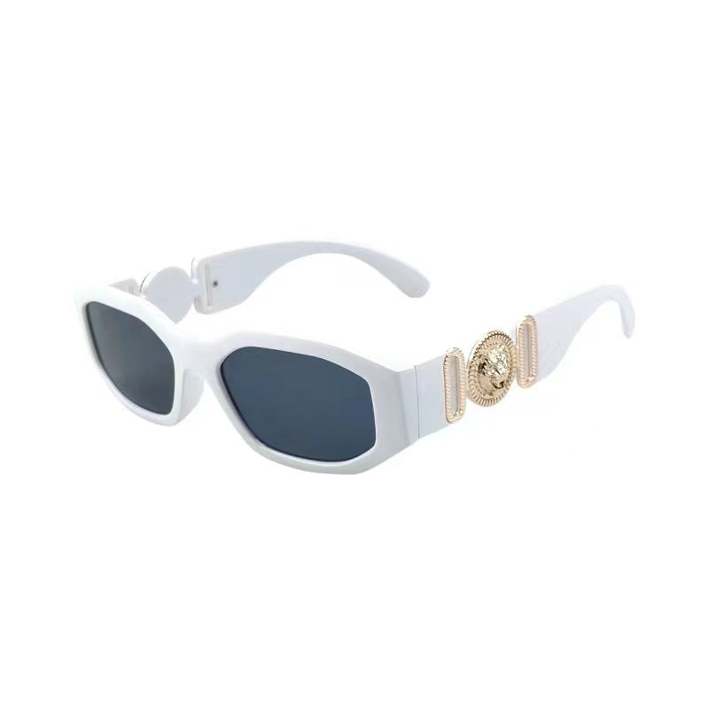 Wholesale  new frame  style sunglasses personalized fashion street photography  sunglasses travel essential